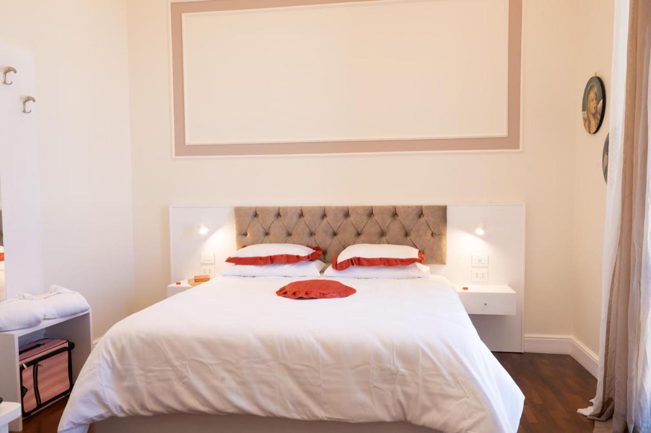 Hotel Bernini House Neapol Zewnętrze zdjęcie