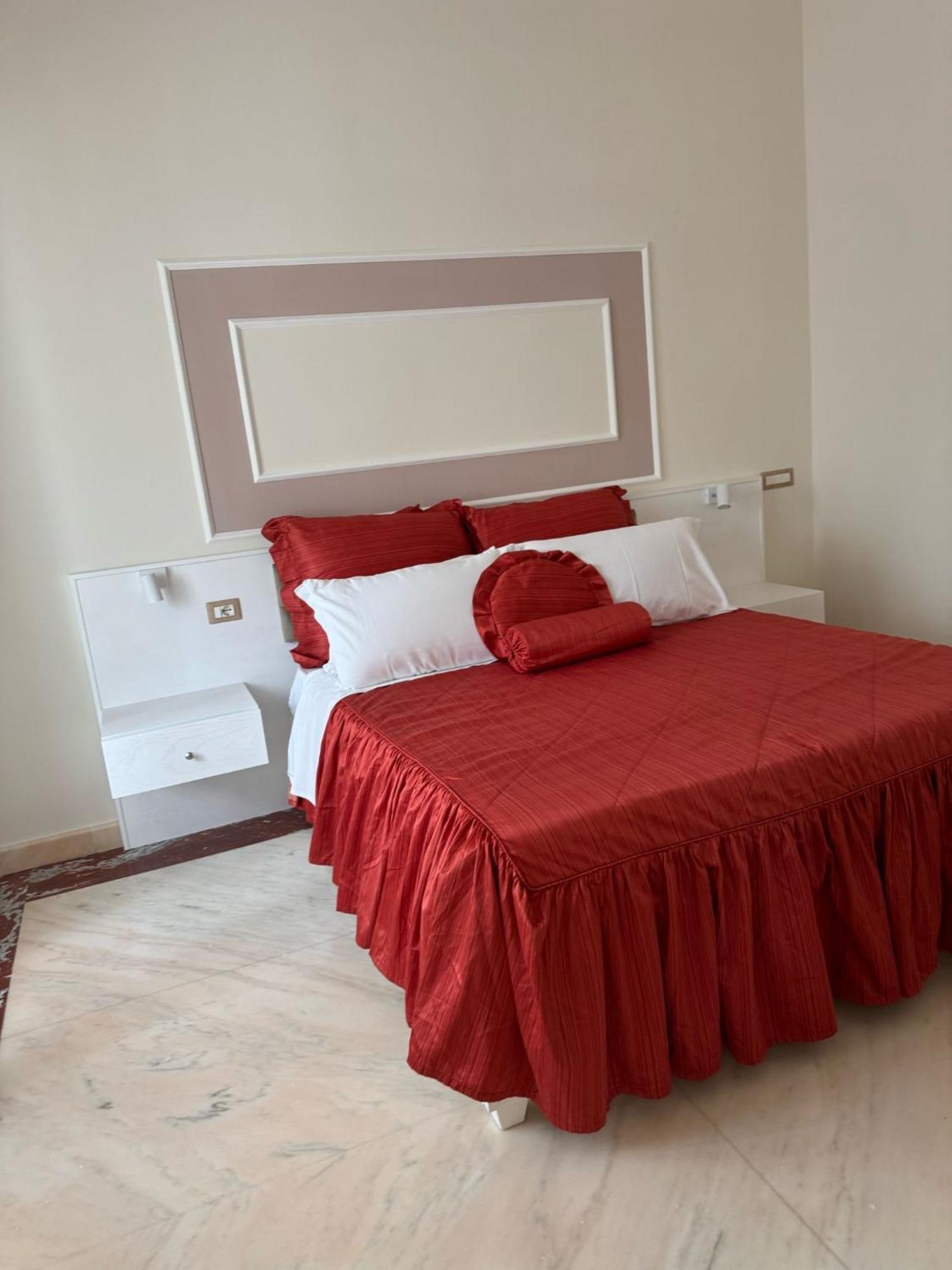Hotel Bernini House Neapol Zewnętrze zdjęcie